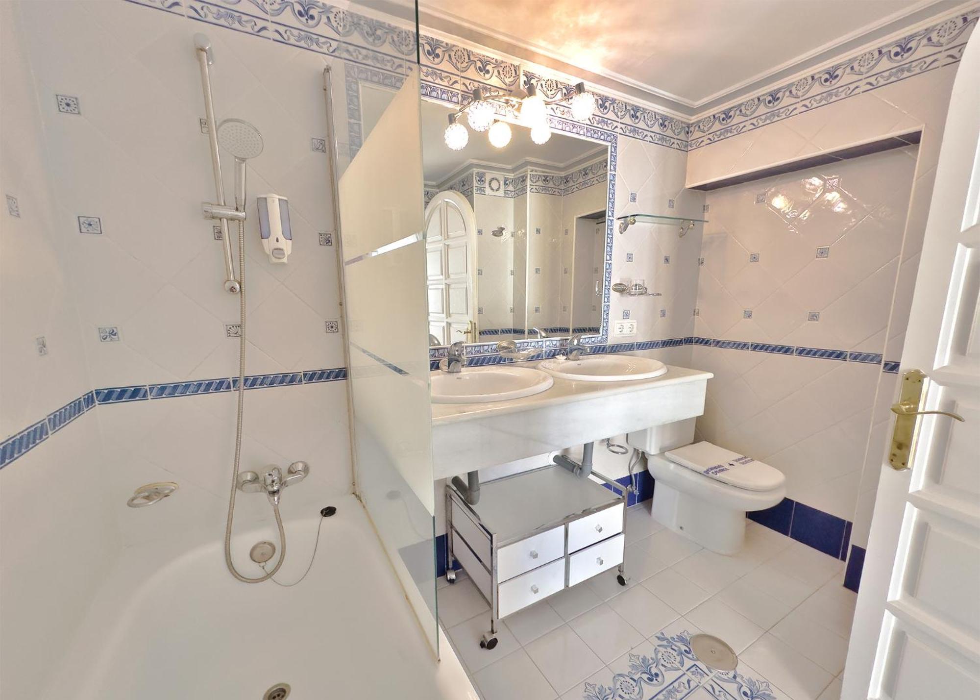 Skol 508 West Facing Duplex Apartment With Amazing Sea Views Marbella Esterno foto